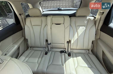 Внедорожник / Кроссовер Audi Q7 2018 в 