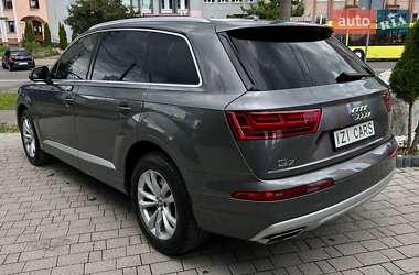 Внедорожник / Кроссовер Audi Q7 2017 в 