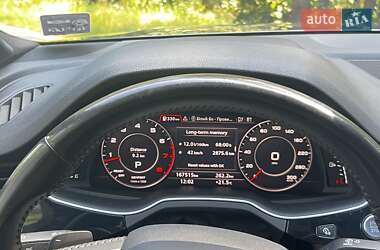 Внедорожник / Кроссовер Audi Q7 2016 в 