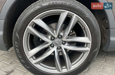 Позашляховик / Кросовер Audi Q7 2015 в Черкасах