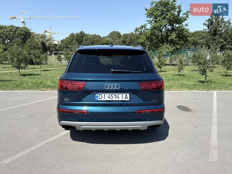 Внедорожник / Кроссовер Audi Q7 2017 в Ивано-Франковске