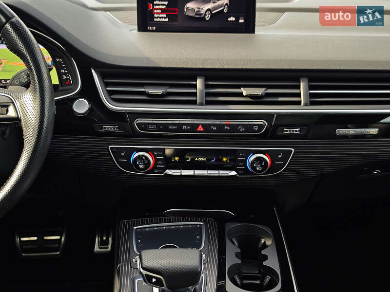 Позашляховик / Кросовер Audi Q7 2016 в Дубні