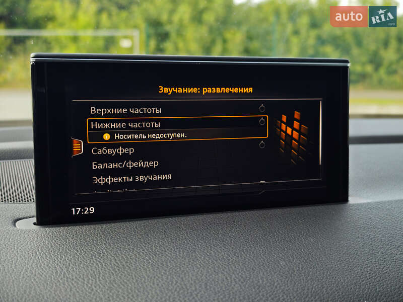 Позашляховик / Кросовер Audi Q7 2016 в Дубні