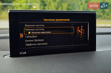Внедорожник / Кроссовер Audi Q7 2016 в 