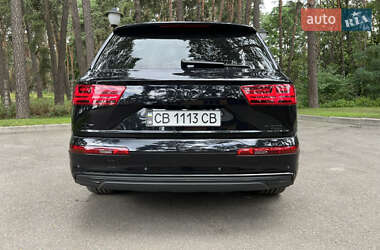 Внедорожник / Кроссовер Audi Q7 2016 в 