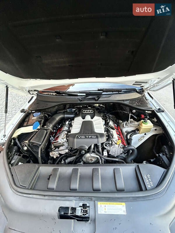 Внедорожник / Кроссовер Audi Q7 2015 в Виннице
