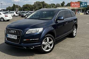 Внедорожник / Кроссовер Audi Q7 2013 в 