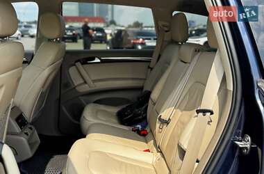 Внедорожник / Кроссовер Audi Q7 2013 в 