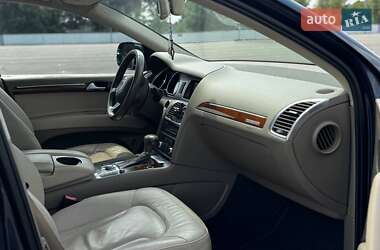 Внедорожник / Кроссовер Audi Q7 2013 в 