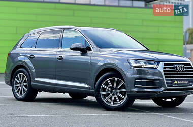 Внедорожник / Кроссовер Audi Q7 2019 в 