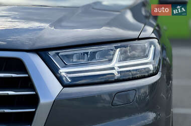 Внедорожник / Кроссовер Audi Q7 2019 в 