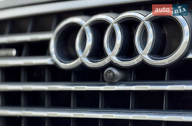 Внедорожник / Кроссовер Audi Q7 2019 в 