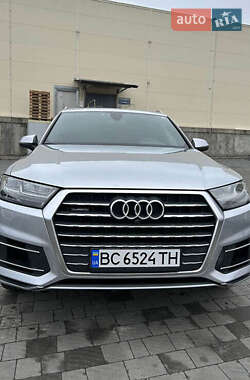 Позашляховик / Кросовер Audi Q7 2018 в Вінниці