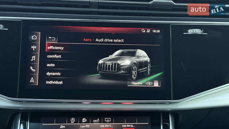 Позашляховик / Кросовер Audi Q7 2020 в Києві