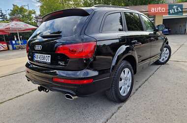 Внедорожник / Кроссовер Audi Q7 2015 в 