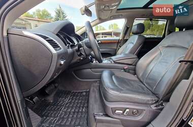 Внедорожник / Кроссовер Audi Q7 2015 в 