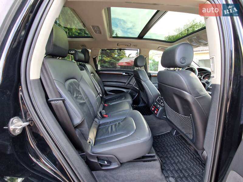 Внедорожник / Кроссовер Audi Q7 2015 в Днепре