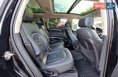 Внедорожник / Кроссовер Audi Q7 2015 в 