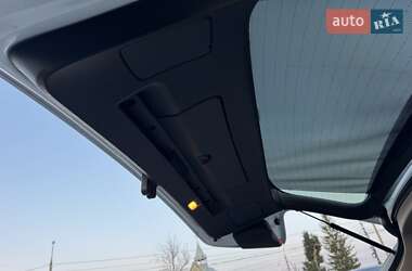 Позашляховик / Кросовер Audi Q7 2015 в 