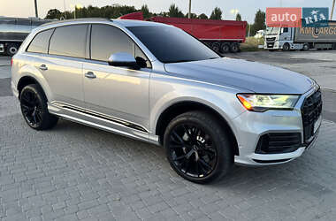 Audi Q7 2021