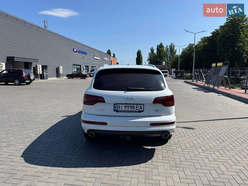 Внедорожник / Кроссовер Audi Q7 2013 в Кременчуге
