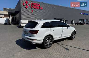 Внедорожник / Кроссовер Audi Q7 2013 в 