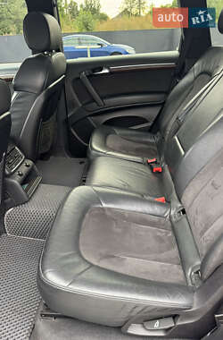 Внедорожник / Кроссовер Audi Q7 2010 в 