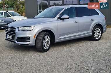 Внедорожник / Кроссовер Audi Q7 2017 в 