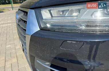 Позашляховик / Кросовер Audi Q7 2016 в 