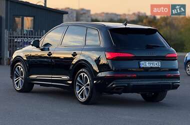 Внедорожник / Кроссовер Audi Q7 2025 в 