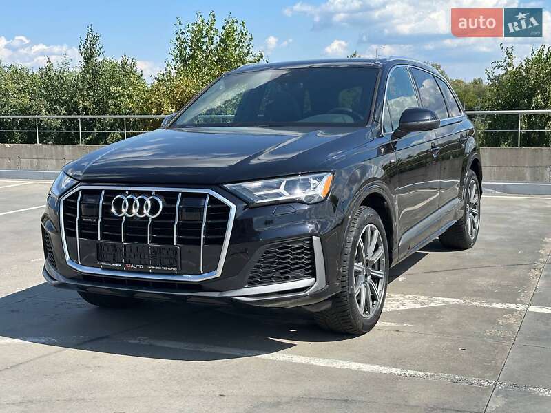 Внедорожник / Кроссовер Audi Q7 2019 в 