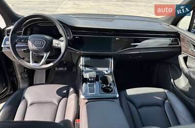 Внедорожник / Кроссовер Audi Q7 2019 в 