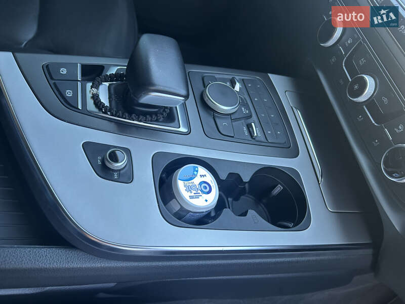 Позашляховик / Кросовер Audi Q7 2017 в Полтаві фото 13 Позашляховик / Кросовер Audi Q7 2017 в Полтаві