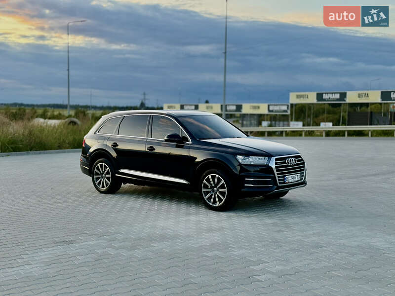 Позашляховик / Кросовер Audi Q7 2016 в Тернополі