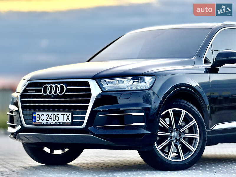 Позашляховик / Кросовер Audi Q7 2016 в Тернополі