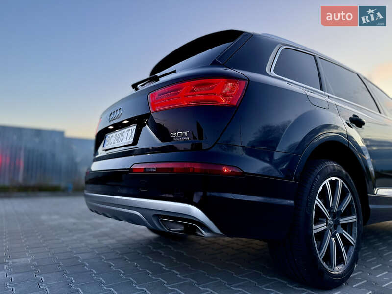 Позашляховик / Кросовер Audi Q7 2016 в Тернополі