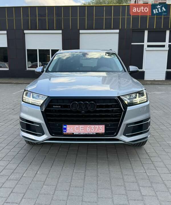 Позашляховик / Кросовер Audi Q7 2018 в Львові