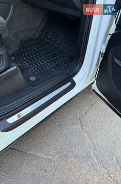 Внедорожник / Кроссовер Audi Q7 2010 в 