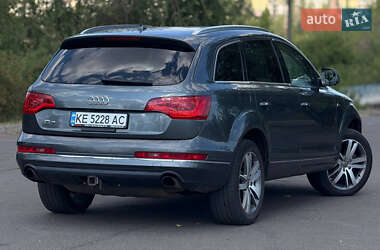 Внедорожник / Кроссовер Audi Q7 2012 в 