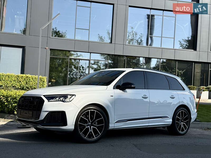 Позашляховик / Кросовер Audi Q7 2021 в Львові