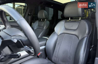 Внедорожник / Кроссовер Audi Q7 2021 в 