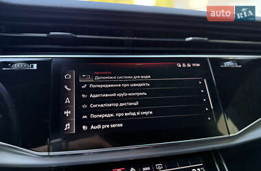 Внедорожник / Кроссовер Audi Q7 2021 в 