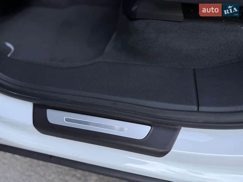 Позашляховик / Кросовер Audi Q7 2021 в Львові