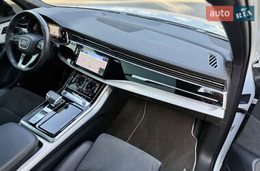 Внедорожник / Кроссовер Audi Q7 2021 в 