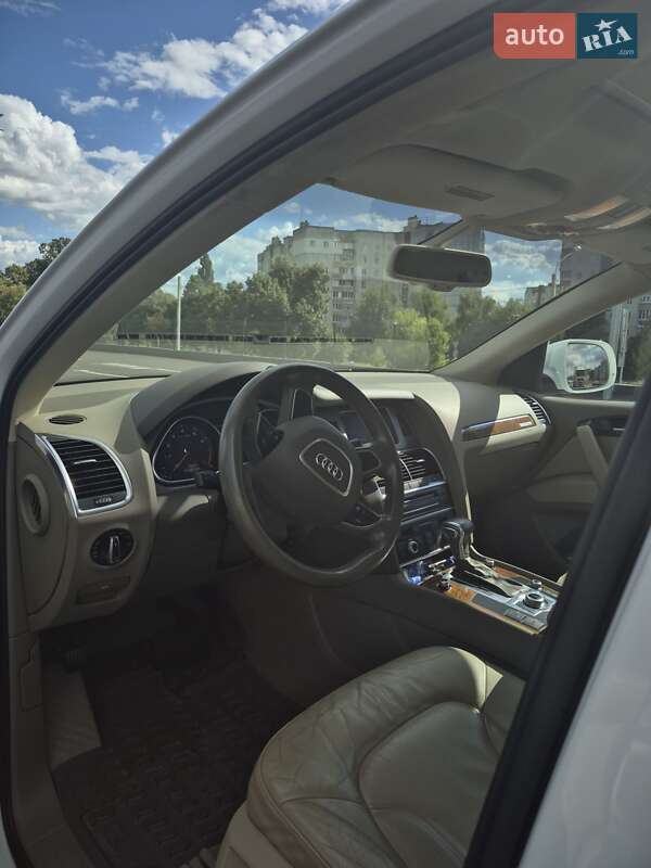 Позашляховик / Кросовер Audi Q7 2014 в Чернігові фото 14 Позашляховик / Кросовер Audi Q7 2014 в Чернігові