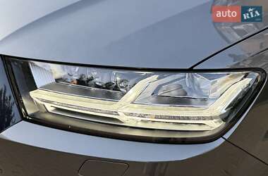 Позашляховик / Кросовер Audi Q7 2019 в 