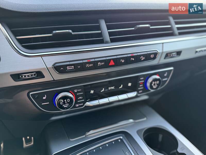 Позашляховик / Кросовер Audi Q7 2019 в Києві фото 30 Позашляховик / Кросовер Audi Q7 2019 в Києві