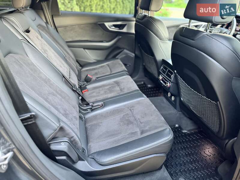 Позашляховик / Кросовер Audi Q7 2019 в Києві фото 45 Позашляховик / Кросовер Audi Q7 2019 в Києві