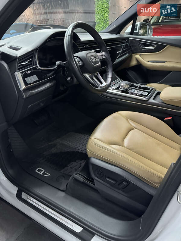 Внедорожник / Кроссовер Audi Q7 2021 в Одессе фото 14 Внедорожник / Кроссовер Audi Q7 2021 в Одессе