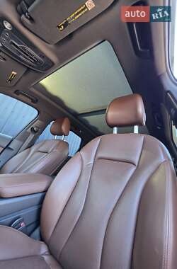 Позашляховик / Кросовер Audi Q7 2015 в 
